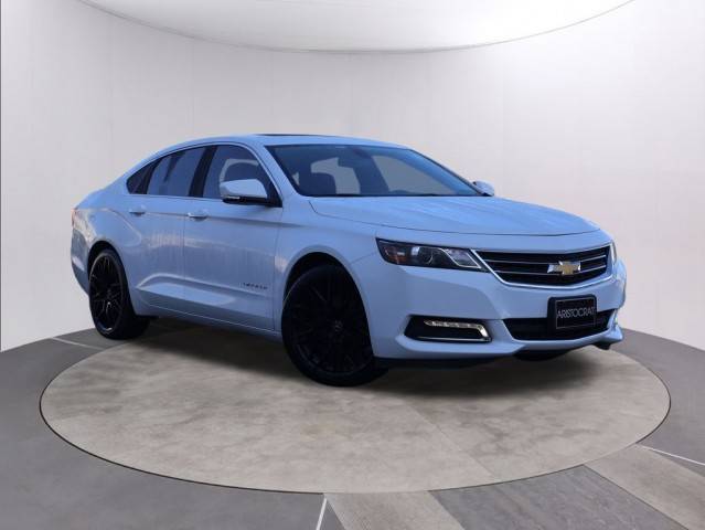 2019 Chevrolet Impala LT FWD photo