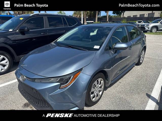 2020 Toyota Corolla LE FWD photo