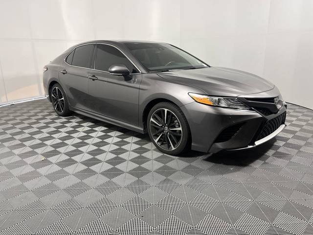 2020 Toyota Camry XSE FWD photo