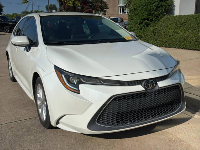 2020 Toyota Corolla XLE FWD photo