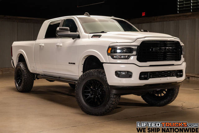 2020 Ram 2500 Laramie 4WD photo