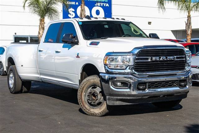 2020 Ram 3500 Big Horn 4WD photo