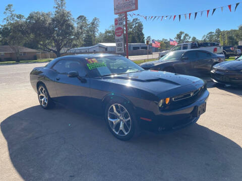 2015 Dodge Challenger SXT Plus RWD photo