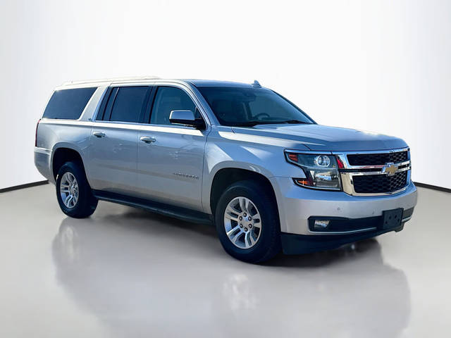 2019 Chevrolet Suburban LT 4WD photo