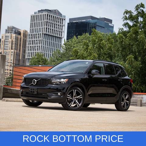 2021 Volvo XC40 R-Design AWD photo