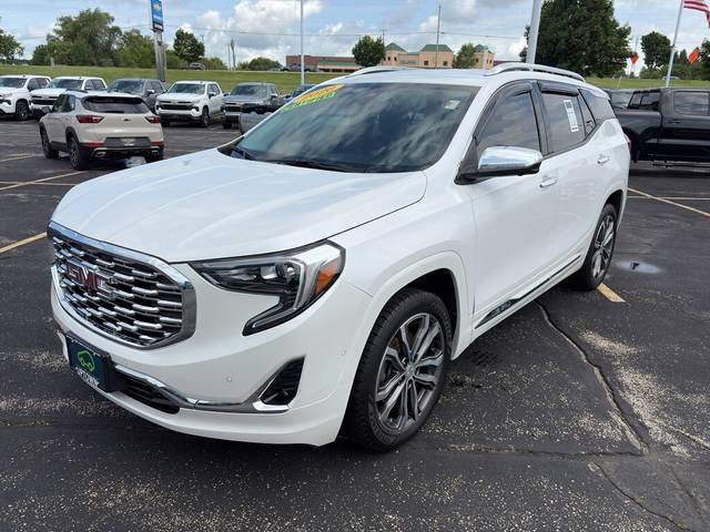2020 GMC Terrain Denali FWD photo