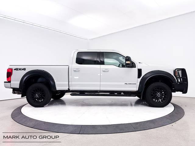 2020 Ford F-250 Super Duty LARIAT 4WD photo