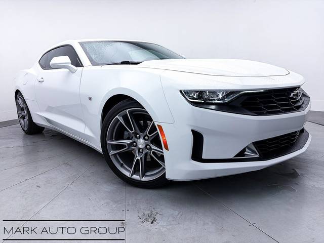 2020 Chevrolet Camaro 1LT RWD photo