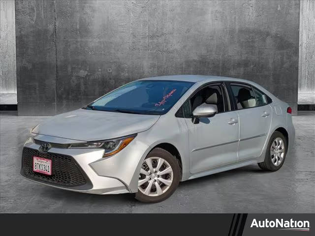 2021 Toyota Corolla LE FWD photo