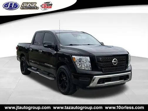 2020 Nissan Titan SV 4WD photo