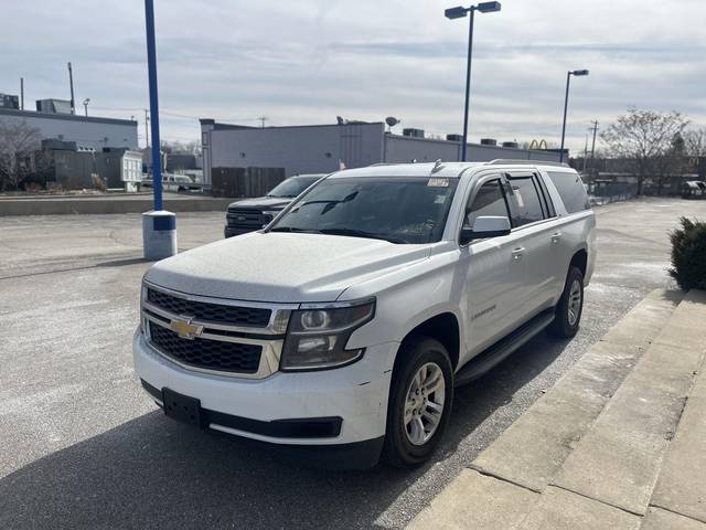 2019 Chevrolet Suburban LT RWD photo
