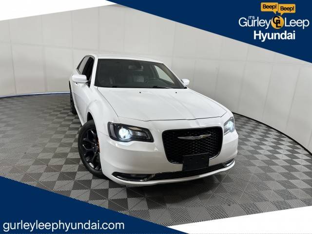 2019 Chrysler 300 300S AWD photo
