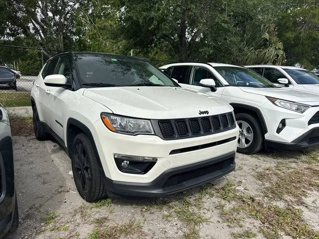 2020 Jeep Compass Altitude FWD photo