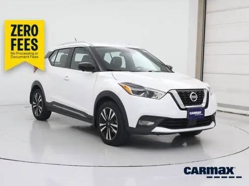 2020 Nissan Kicks SR FWD photo