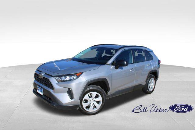 2020 Toyota RAV4 LE AWD photo