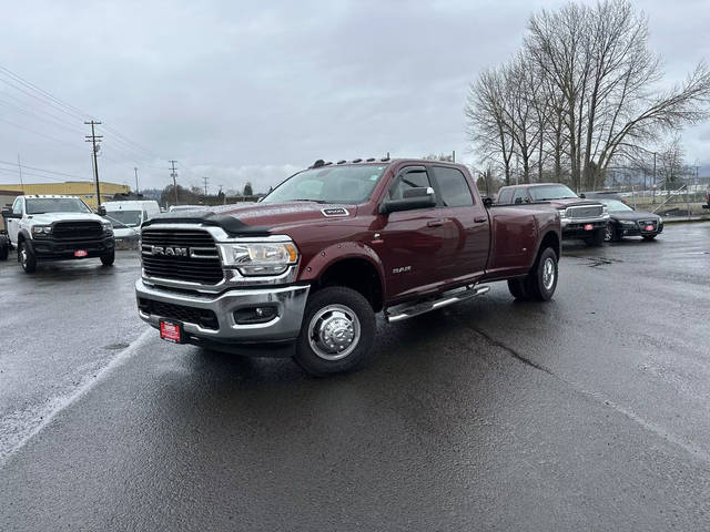 2020 Ram 3500 Big Horn 4WD photo