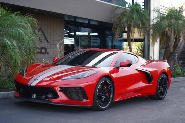 2020 Chevrolet Corvette 2LT RWD photo