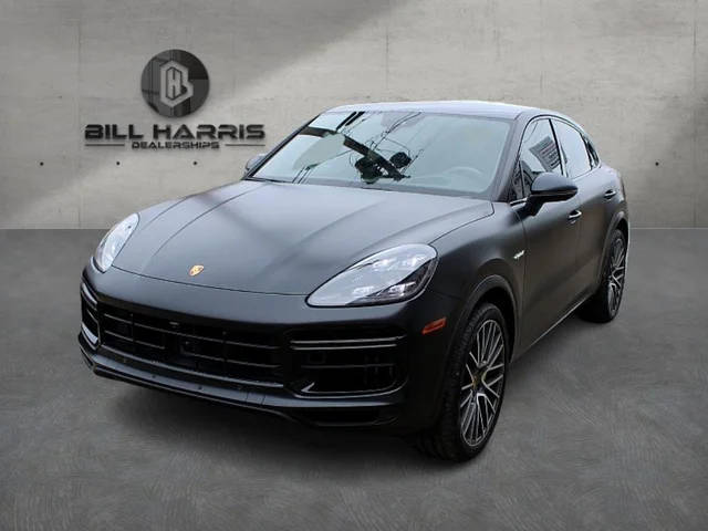 2020 Porsche Cayenne Coupe Turbo S E-Hybrid AWD photo