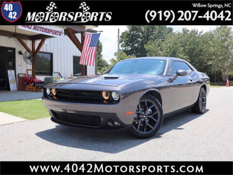 2019 Dodge Challenger SXT RWD photo