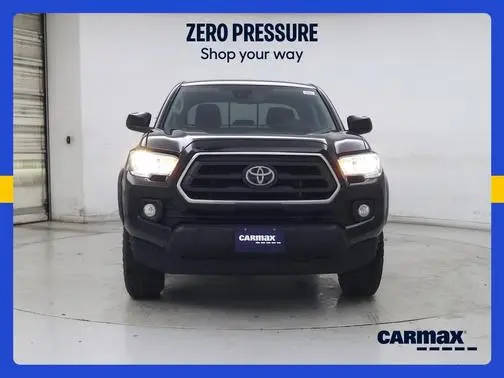 2020 Toyota Tacoma SR5 4WD photo