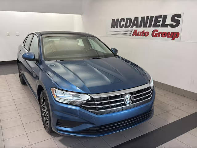 2020 Volkswagen Jetta SE FWD photo
