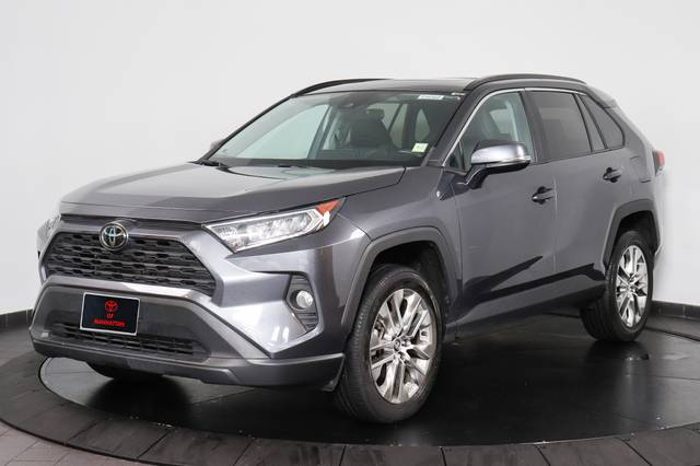 2020 Toyota RAV4 XLE Premium FWD photo
