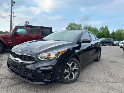 2020 Kia Forte LXS FWD photo