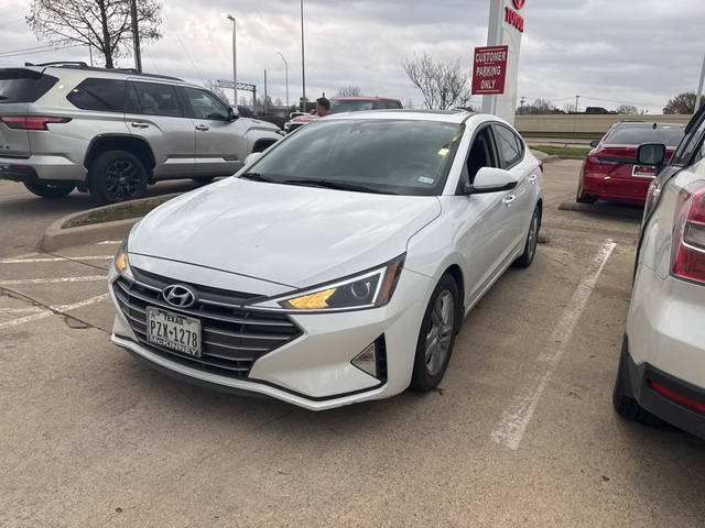 2020 Hyundai Elantra Value Edition FWD photo