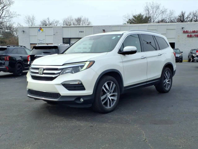 2016 Honda Pilot Touring AWD photo