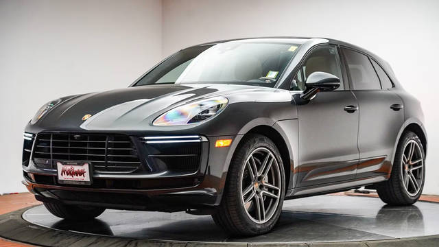 2020 Porsche Macan Turbo AWD photo