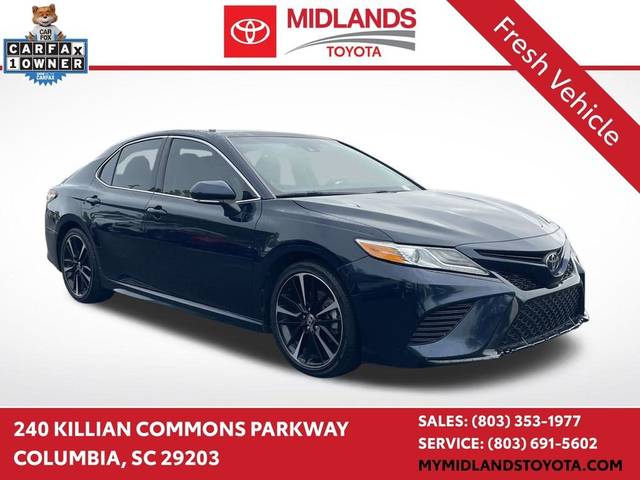 2020 Toyota Camry XSE FWD photo