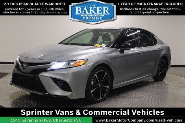 2020 Toyota Camry XSE FWD photo