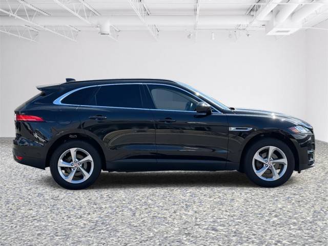 2020 Jaguar F-Pace 25t Premium AWD photo