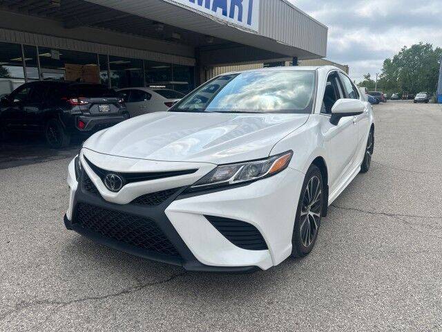 2020 Toyota Camry SE FWD photo