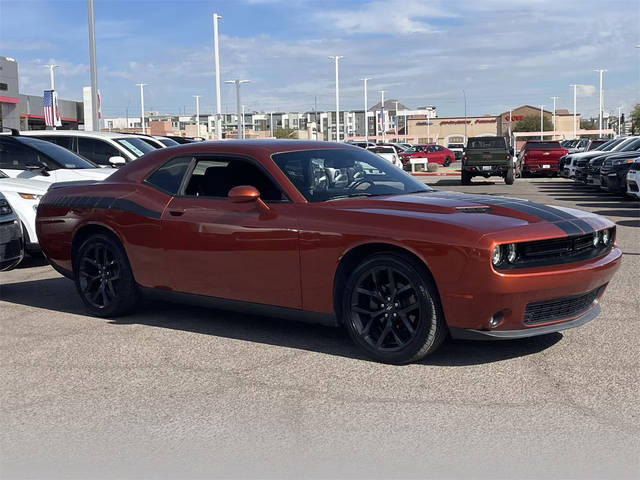 2020 Dodge Challenger SXT RWD photo