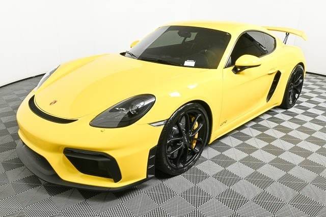 2020 Porsche Cayman GT4 RWD photo