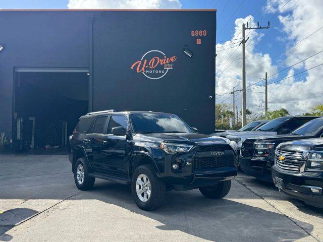 2019 Toyota 4Runner SR5 4WD photo