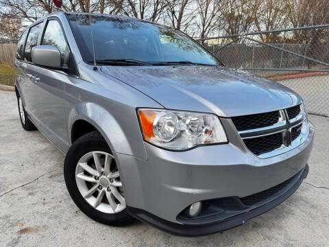 2019 Dodge Grand Caravan SXT FWD photo