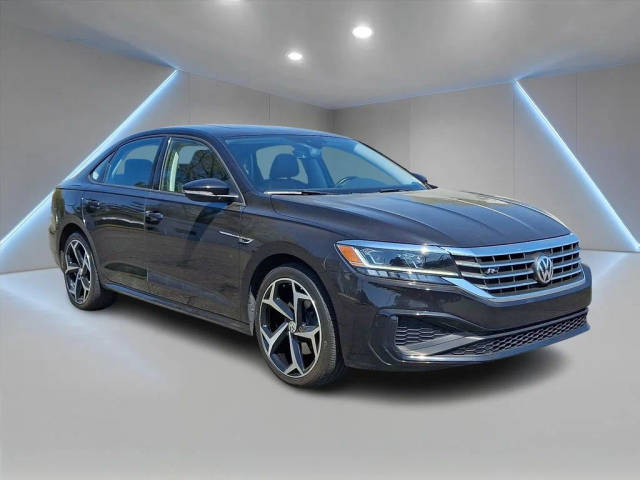 2020 Volkswagen Passat 2.0T R-Line FWD photo