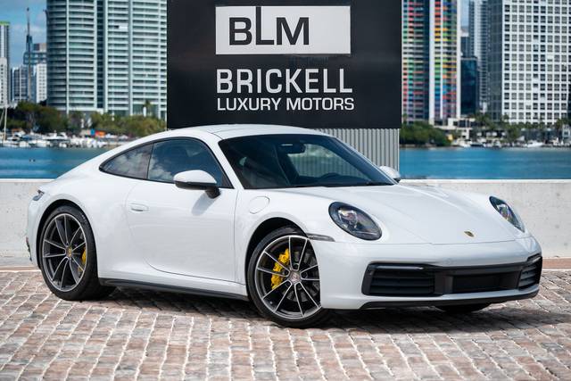 2020 Porsche 911 Carrera RWD photo