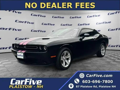2020 Dodge Challenger SXT RWD photo