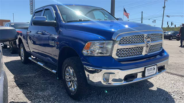 2015 Ram 1500 SLT 4WD photo