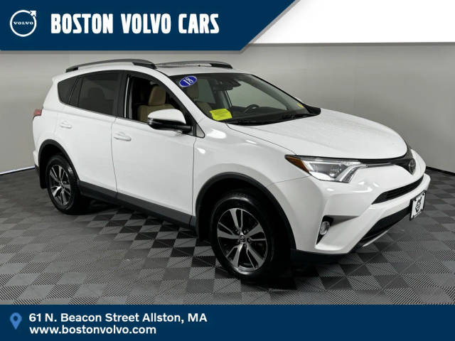 2018 Toyota RAV4 XLE AWD photo