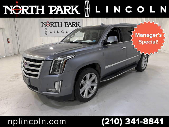 2020 Cadillac Escalade ESV Luxury 4WD photo