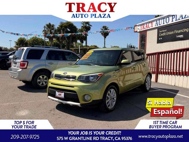 2017 Kia Soul + FWD photo