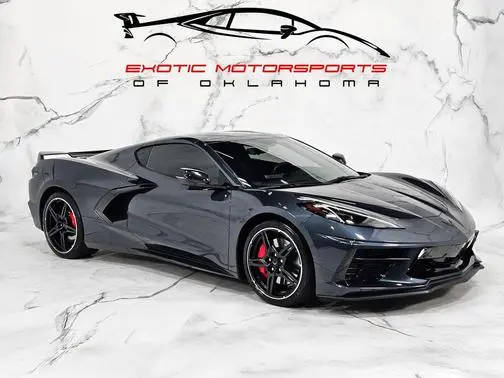 2020 Chevrolet Corvette 2LT RWD photo