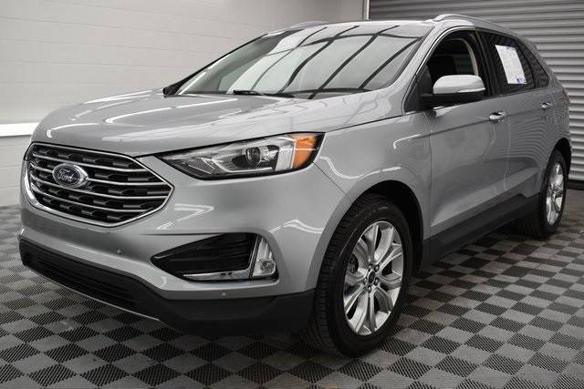 2020 Ford Edge Titanium FWD photo