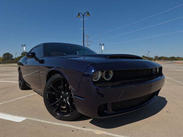 2015 Dodge Challenger SXT Plus RWD photo