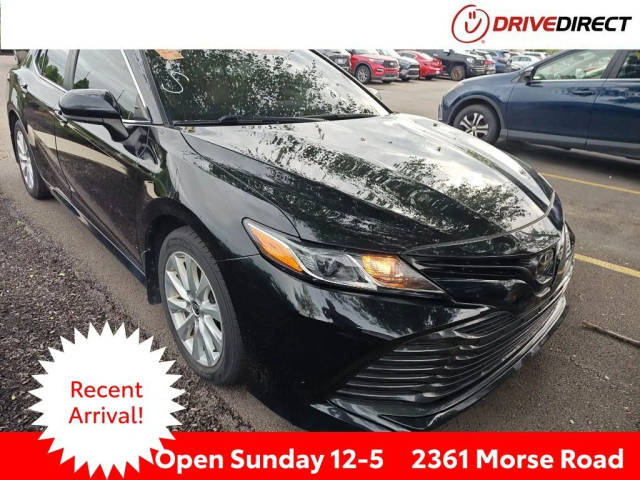2020 Toyota Camry LE AWD photo