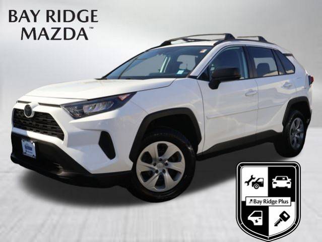 2020 Toyota RAV4 LE AWD photo